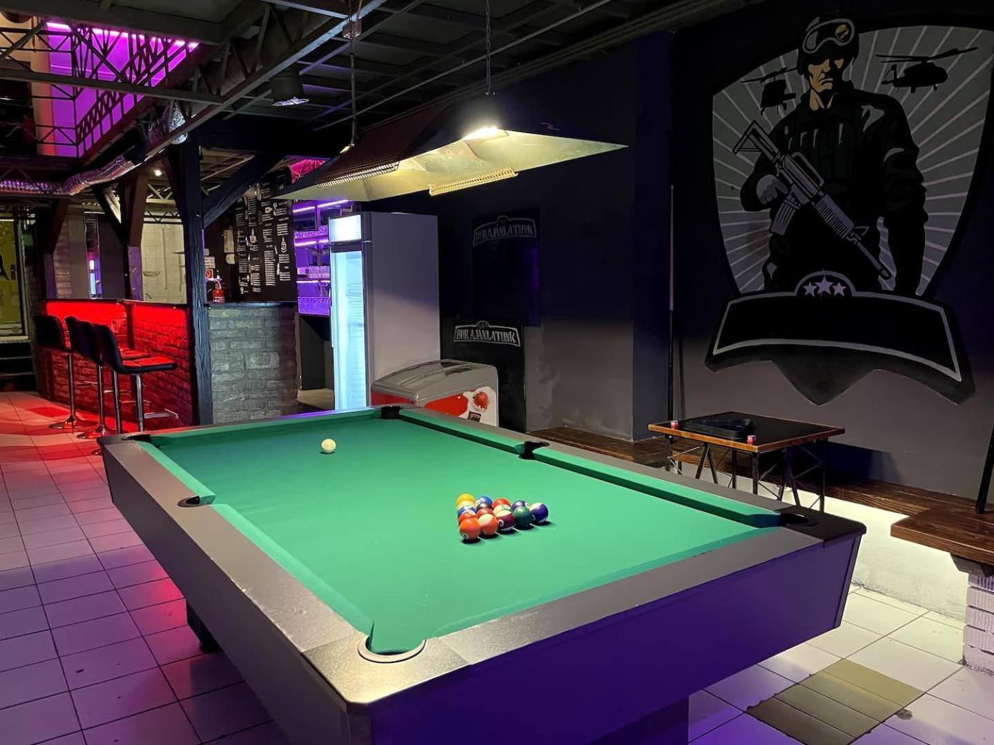 Vila The Bachelor Bar - Bunker | Private Club Budapešť Exteriér fotografie